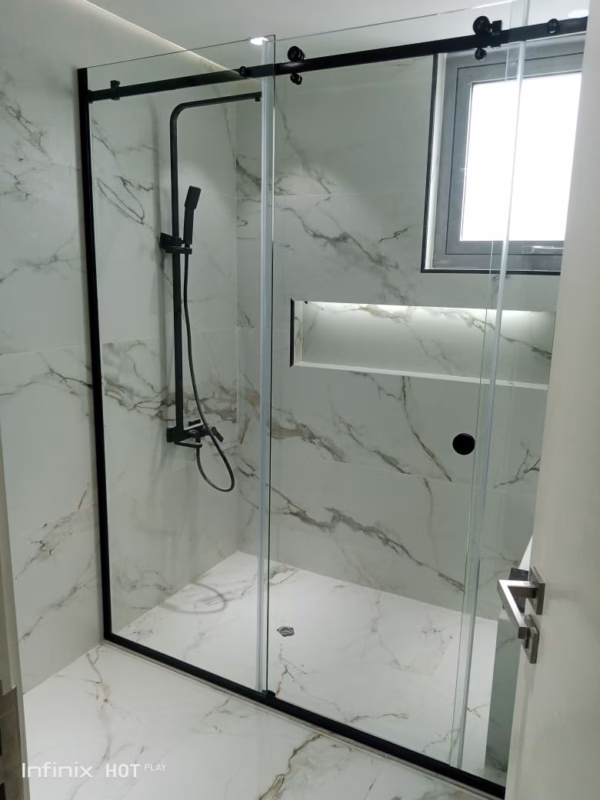 Black-sliding-shower-enclosure